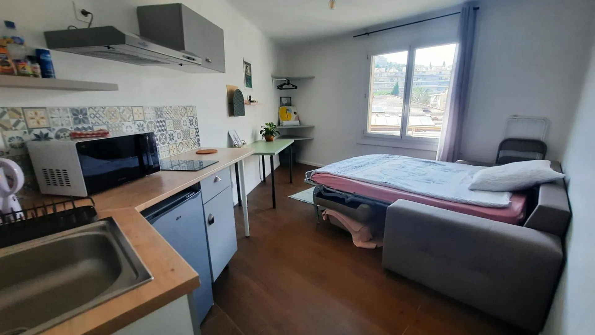 בית אירוח ניס La Chambre 3, Climatisee Ac, Cuisine Privee, Calme